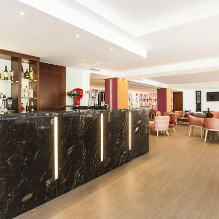 Hoposa & Villaconcha Отель Поланко