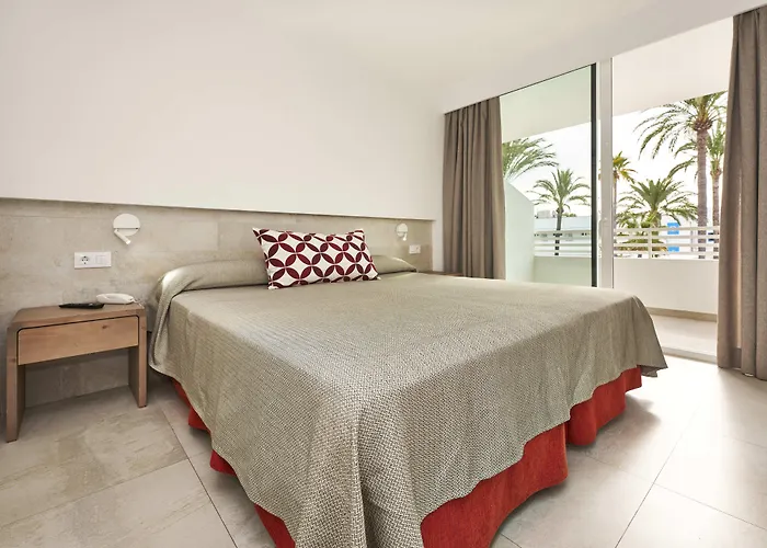 Hoposa & Villaconcha Поланко